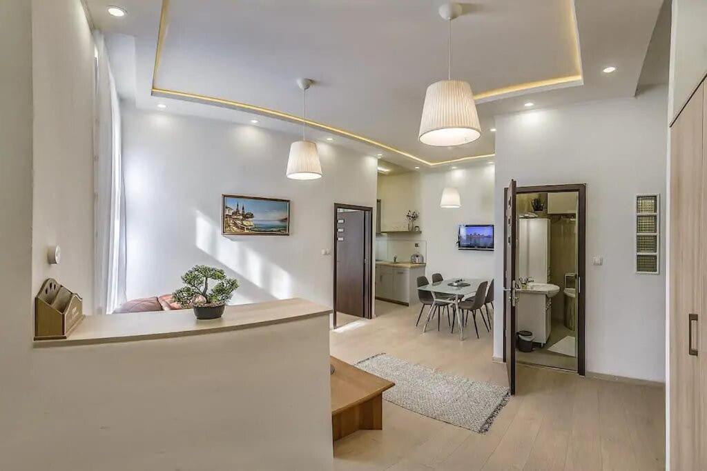 Szechenyi Renovated 2Br At Danube River Budapest Exteriör bild